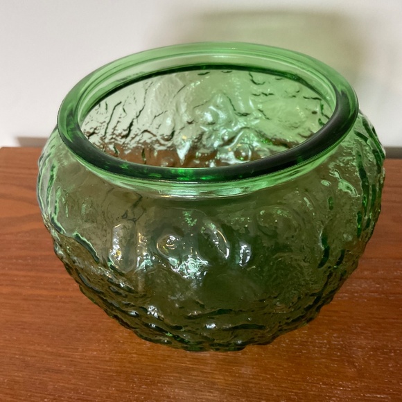 Vintage E.O. Brody Company Green Crinkle Glass Flower Vase or Bowl - Picture 6 of 16
